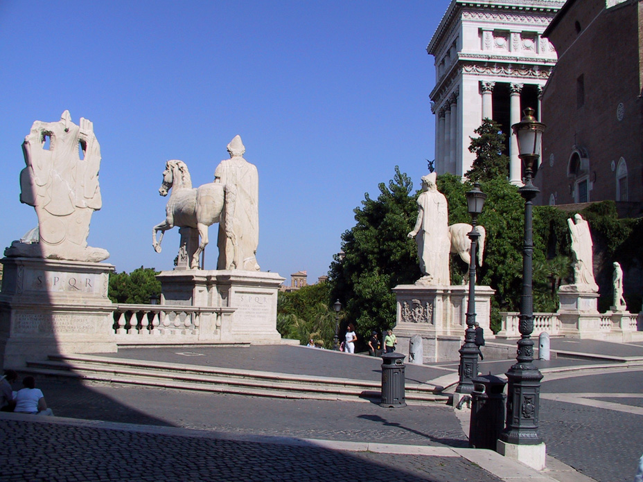 606-1922 - Roma - Piazza del Campidoglio - back of Dioscura